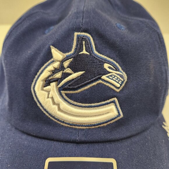 Vancouver Canucks Womens Adjustable Hat Ballcap NEW - Picture 2 of 8